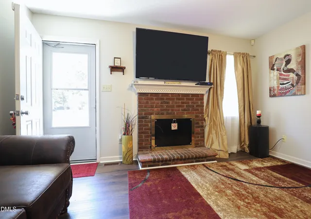 5th image of 1711 Hanover Ct, High Point, NC 27265 | MLS# 10129830