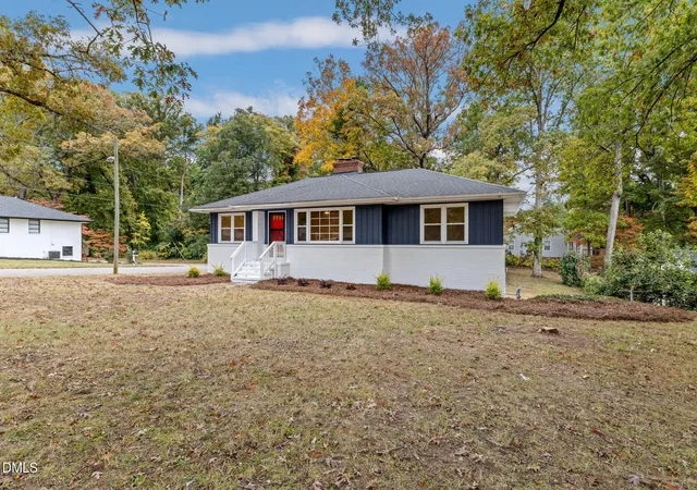 3rd image of 1105 Dabney Dr, Henderson, NC 27536 | MLS# 10130440