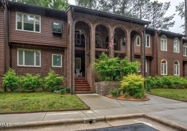 3rd image of 1311 Forest Hills Rd Nw #D-2, Wilson, NC 27896 | MLS# 10130720