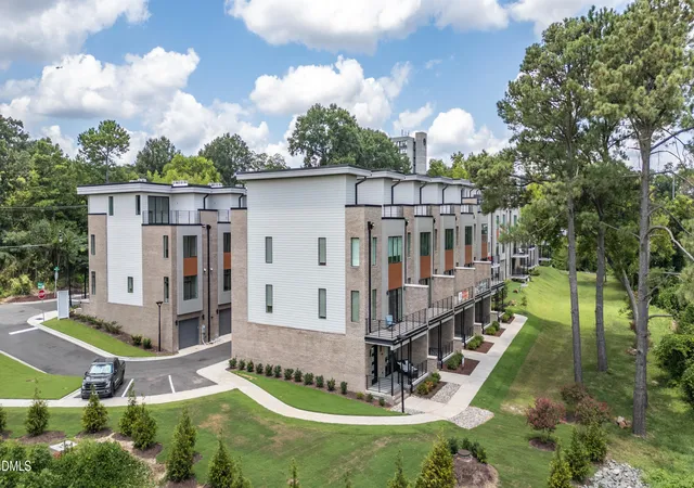 Photo 2 of Townhouse for sale at 1014 Manor Way, Durham, NC 27701 | MLS# 10131057 | Listing updated on 2026-09-04