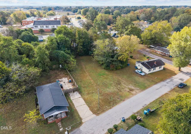 Homes for sale in Dunn, NC | 102 N Jackson St, Dunn, NC 28334 | MLS# 10131314