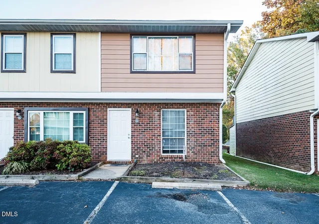 Homes for sale in Mebane, NC | 1241 S Fifth St #B-4, Mebane, NC 27302 | MLS# 10131346
