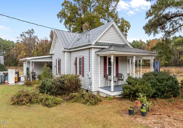 3rd image of 8498 W Tarboro Rd, Rocky Mount, NC 27803 | MLS# 10131793