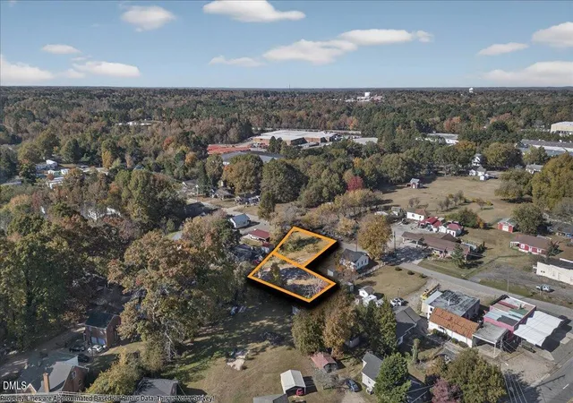 Photo 3 of Sale Pending at 210/212 N Shank St, Henderson, NC 27536 | MLS# 10132662 | Listing updated on 2026-10-07