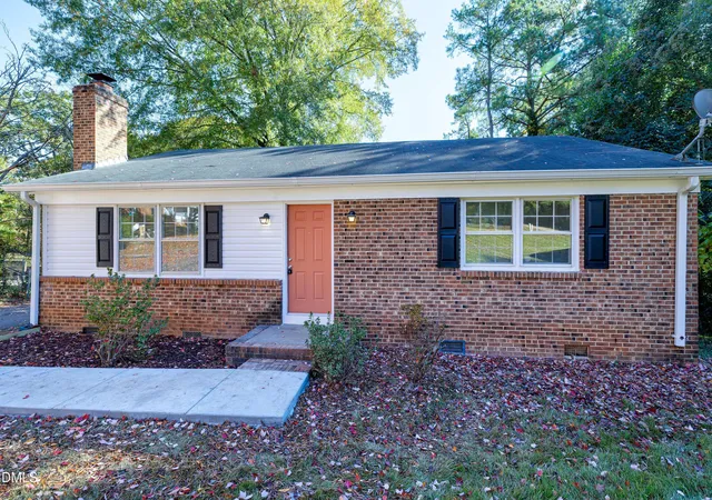 3rd image of 800 Plentywood Ct, Raleigh, NC 27615 | MLS# 10131584
