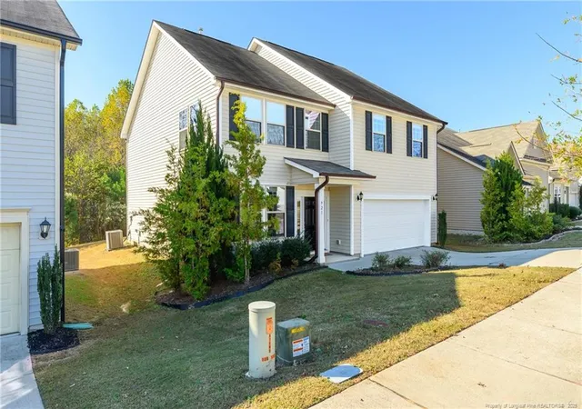 2nd image of 921 Stable Fern Dr, Fuquay Varina, NC 27526 | MLS# 752851