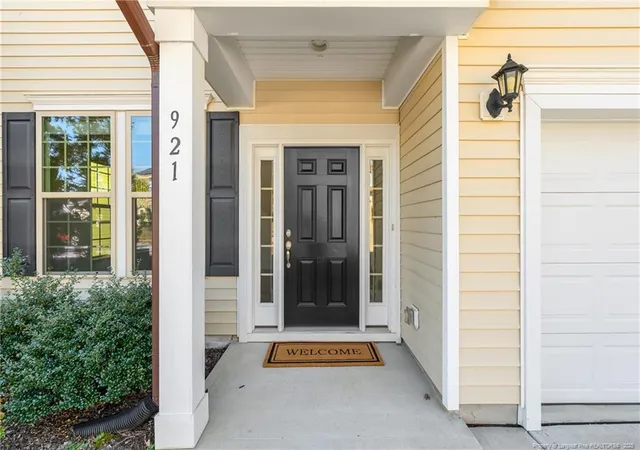 3rd image of 921 Stable Fern Dr, Fuquay Varina, NC 27526 | MLS# 752851