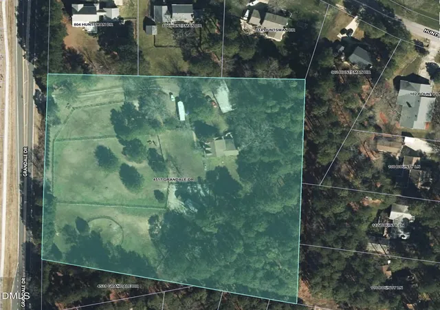 Photo 3 of Sale Pending at 4517 Grandale Dr, Durham, NC 27713 | MLS# 10132157 | Listing updated on 2026-07-18