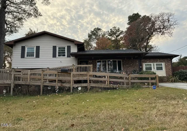 2nd image of 4642 Cheltenham Rd, Fayetteville, NC 28304 | MLS# 10134435