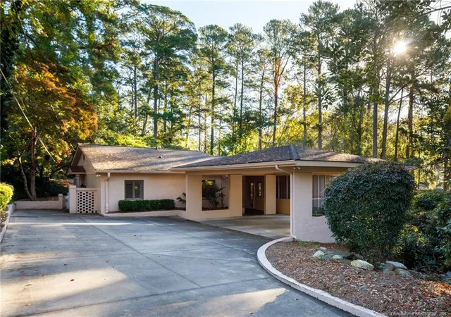 3rd image of 440 Valley Rd, Fayetteville, NC 28305 | MLS# 753097