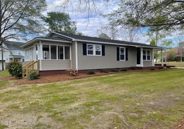 Photo 1 of Single family home for sale at 409 Lipscomb Rd, Angier, NC 27501 | MLS# 10132732 | Listing updated on 2026-08-26