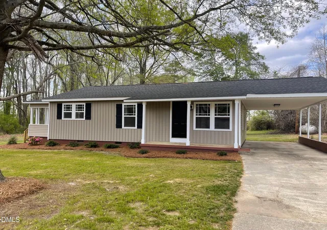 Photo 2 of Single family home for sale at 409 Lipscomb Rd, Angier, NC 27501 | MLS# 10132732 | Listing updated on 2026-08-26