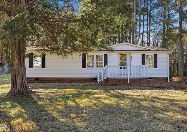 Homes for sale in Oxford, NC | 4062 Pine Tree Hollow Rd, Oxford, NC 27565 | MLS# 10133970