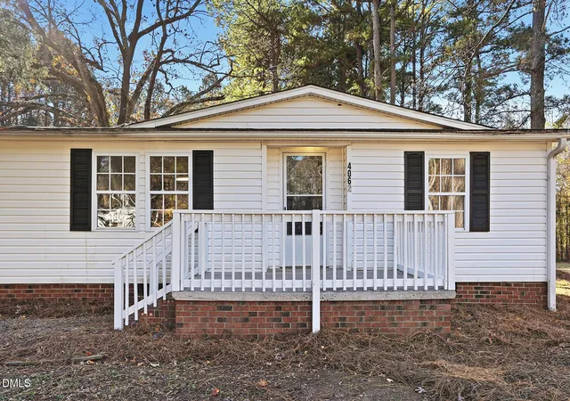 Homes for sale in Oxford, NC | 4062 Pine Tree Hollow Rd, Oxford, NC 27565 | MLS# 10133970