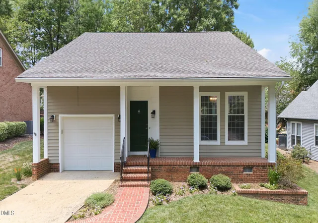 1st image of 6 Willow Oak St, Elon, NC 27244 | MLS# 10135176