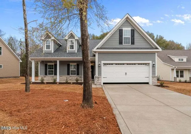 Photo 1 of Single family home for sale at 225 Telluride Ct, Aberdeen, NC 28315 | MLS# 10134797 | Listing updated on 2026-07-18