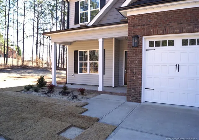 Photo 5 of Single Family Residence at 899 Ponderosa Trl, Cameron, NC 28326 | MLS# 754110 | | Sold on 2026-06-19