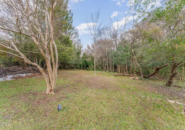 Photo 3 of Single family home for sale at 330 E Stallings St, Clayton, NC 27520 | MLS# 10137555 | Listing updated on 2026-09-05