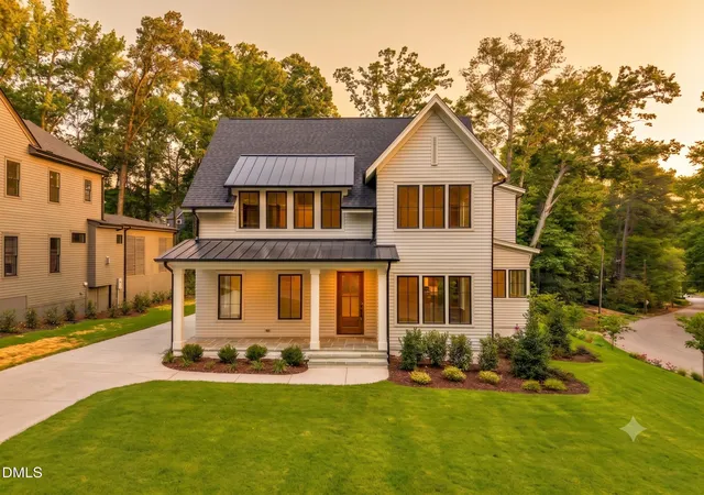 Photo 1 of Sale Pending at 4 Chantilly Pl, Durham, NC 27707 | MLS# 10135908 | Listing updated on 2026-08-31