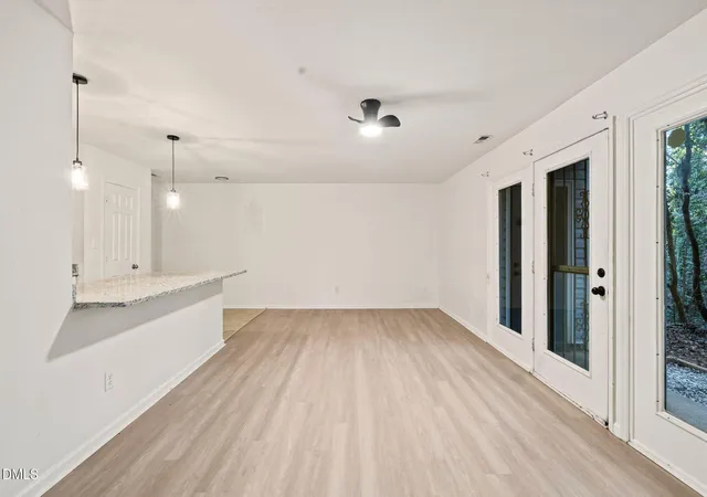 4th image of 1300 Park Gln Dr, Raleigh, NC 27610