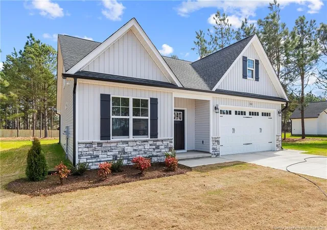Photo 2 of Sale Pending at 152 N Rabbit Run Dr, Smithfield, NC 27577 | MLS# 754470 | Listing updated on 2026-09-07