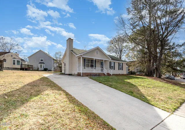 Photo 2 of Sale Pending at 2108 Carthage Cir, Raleigh, NC 27604 | MLS# 10137310 | Listing updated on 2026-08-25