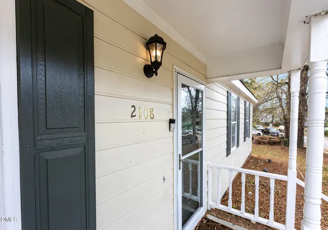 Photo 3 of Sale Pending at 2108 Carthage Cir, Raleigh, NC 27604 | MLS# 10137310 | Listing updated on 2026-08-25