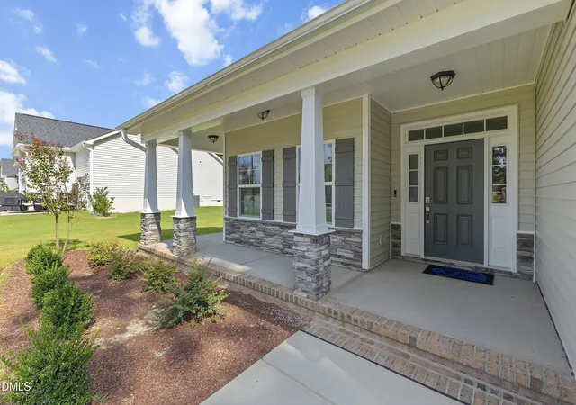 Photo 3 of Single family home for sale at 507 E Clydes Point Way, Wendell, NC 27591 | MLS# 10137016 | Listing updated on 2026-09-28
