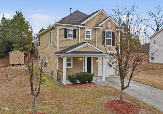 Photo 4 of Sale Pending at 608 Chalcedony Ct, Durham, NC 27703 | MLS# 10141820 | Listing updated on 2026-09-23
