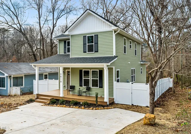 Photo 3 of Sale Pending at 2810 Beechwood Dr, Durham, NC 27707 | MLS# 10137051 | Listing updated on 2026-07-18