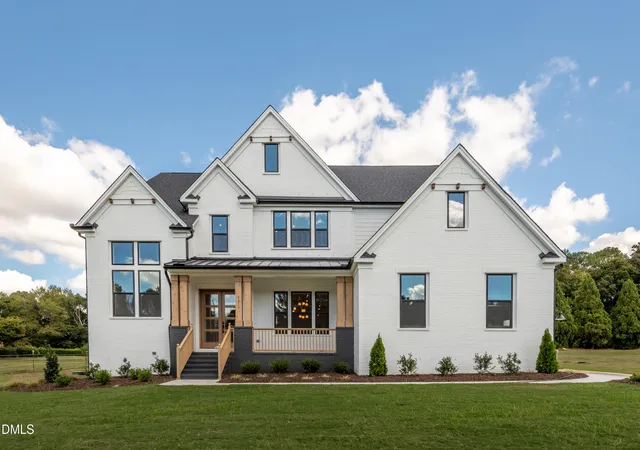 Photo 1 of Sale Pending at 533 Bear Tree Crk, Chapel Hill, NC 27517 | MLS# 10137136 | Listing updated on 2026-07-18
