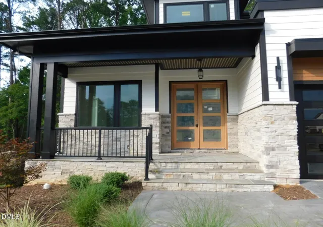 Photo 2 of Sale Pending at 2542 Vining Branch Way, Apex, NC 27523 | MLS# 10138127 | Listing updated on 2026-09-17