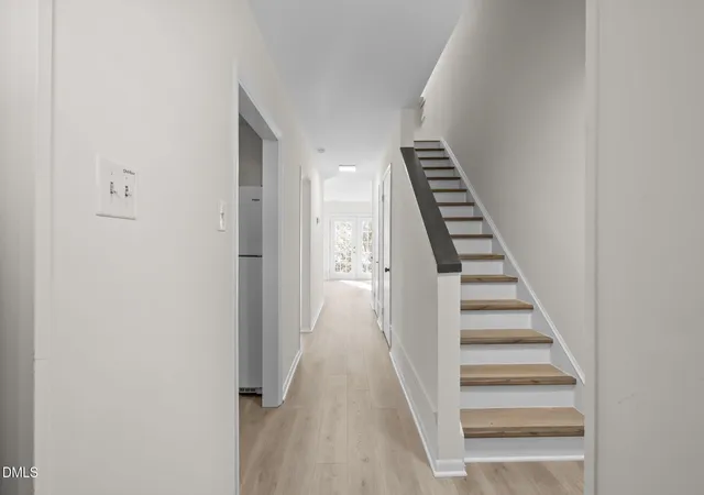 Photo 5 of Condominium at 250 S Estes Dr #71, Chapel Hill, NC 27514 | MLS# 10147329 | | Sold on 2026-06-11