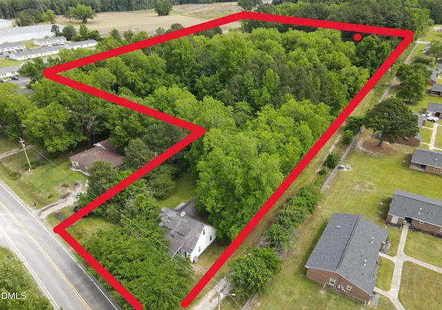 1st image of 1708 1710 London Church Rd Ne, Wilson, NC 27893 | MLS# 10144400
