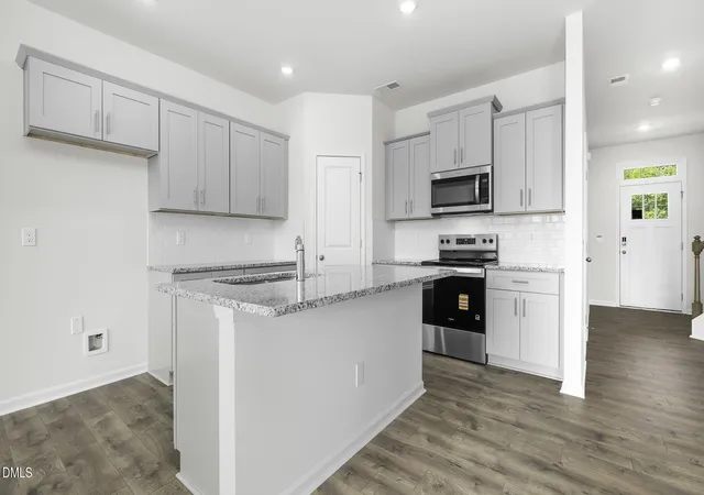 5th image of 413 Kinneries Dr, Gibsonville, NC 27249 | MLS# 10137824