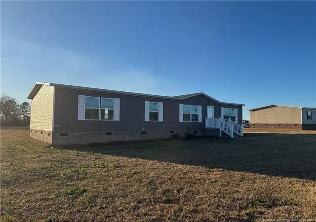 Photo 3 of Manufactured home for sale at 44 Bermuda Dr, Saint Pauls, NC 28384 | MLS# 754905 | Listing updated on 2026-07-18
