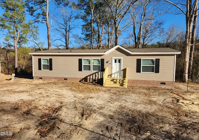 Homes for sale in Erwin, NC | 392 Monroe Ln, Erwin, NC 28339 | MLS# 10138378
