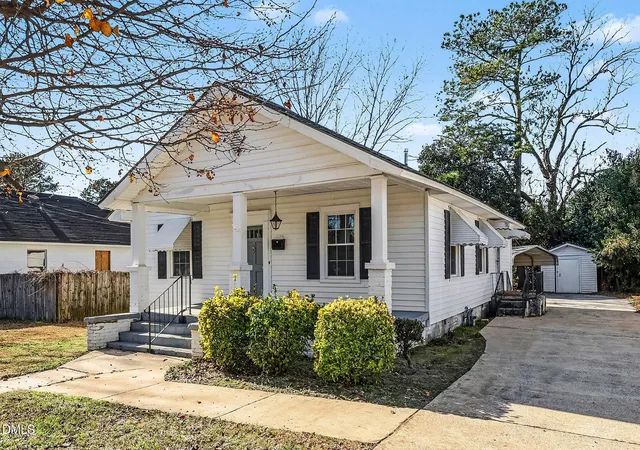 Photo 3 of Single family home for sale at 406 S 16th Street, Erwin, NC 28339 | MLS# 10138702 | Listing updated on 2026-08-29