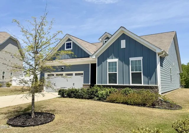 Photo 3 of Sale Pending at 1025 Lily Lavender Ln, Knightdale, NC 27545 | MLS# 10141658 | Listing updated on 2026-07-18