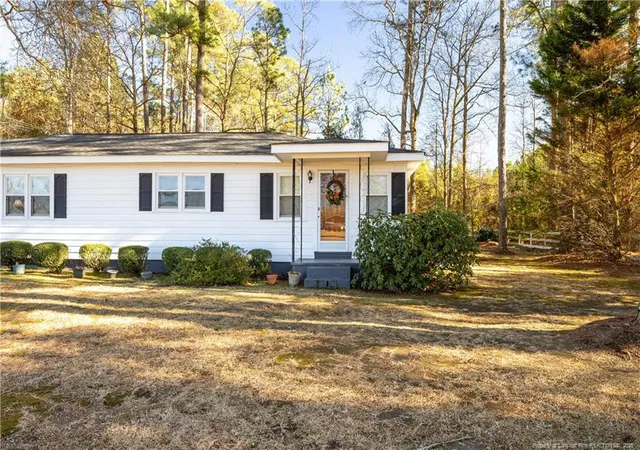 Homes for sale in Autryville, NC | 2907 Siversten Rd, Autryville, NC 28318 | MLS# 755007