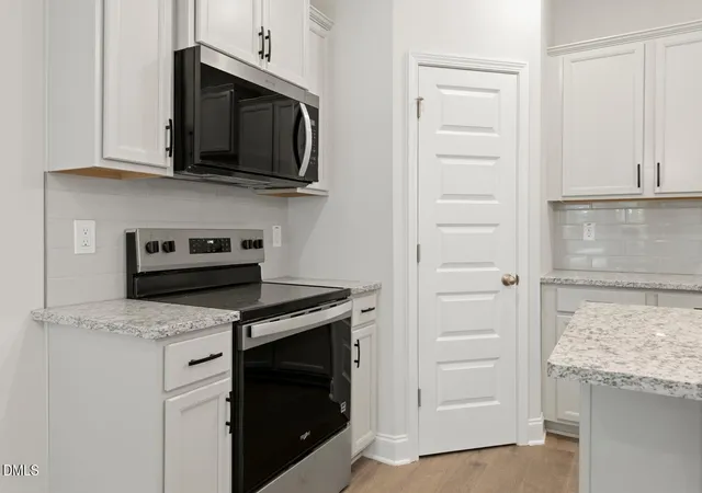 Photo 3 of Townhouse for sale at 4407 Dominion Crst Dr, Apex, NC 27523 | MLS# 10138619 | Listing updated on 2026-07-24