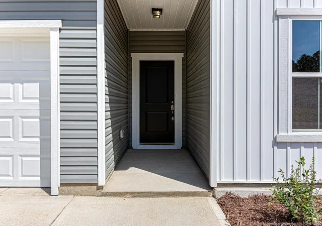 Photo 2 of Sale Pending at 5132 Tyndall Dr, Sanford, NC 27330 | MLS# 755070 | Listing updated on 2026-08-29