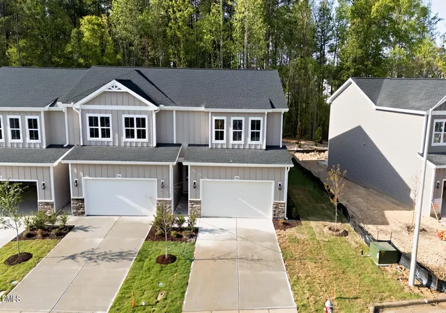 Homes for sale in Apex, NC | 4409 Dominion Crest Dr, Apex, NC 27523 | MLS# 10138670