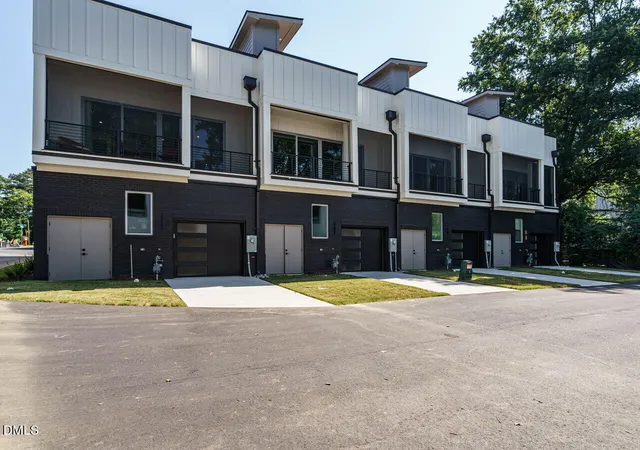 37th image of 1527 Urban Trace Ln, Raleigh, NC 27608 | MLS# 10139153