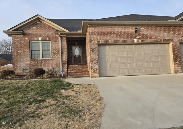 Homes for sale in Mebane, NC | 933 Arrowhead Ct, Mebane, NC 27302 | MLS# 10139282