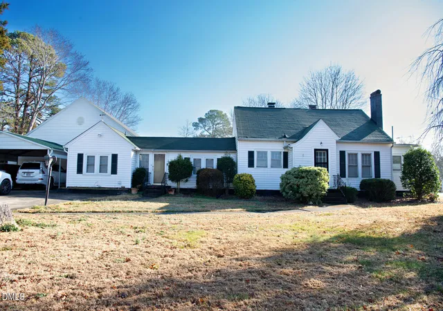 Homes for sale in Graham, NC | 1146 Rogers Rd, Graham, NC 27253 | MLS# 10141879