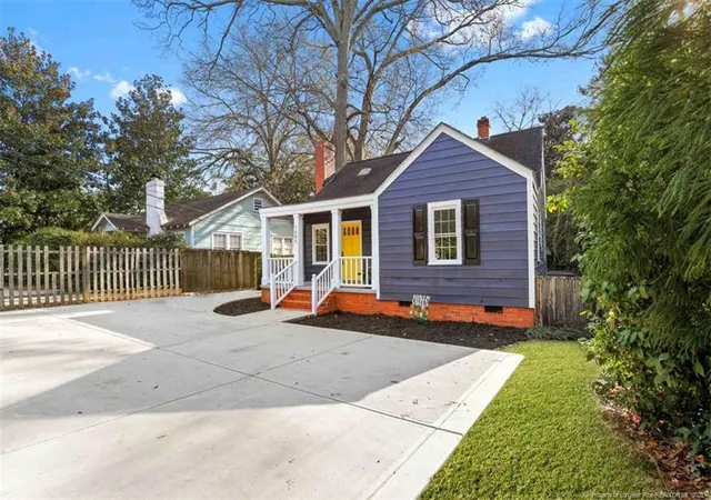 3rd image of 1605 Morganton Rd, Fayetteville, NC 28305 | MLS# 755338