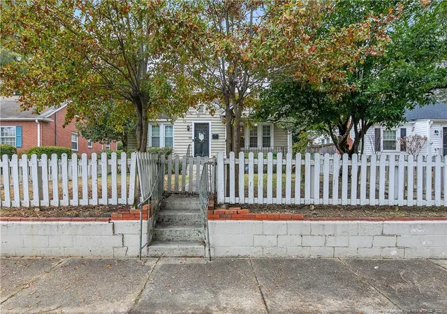 4th image of 605 Greenland Dr, Fayetteville, NC 28305 | MLS# 754379