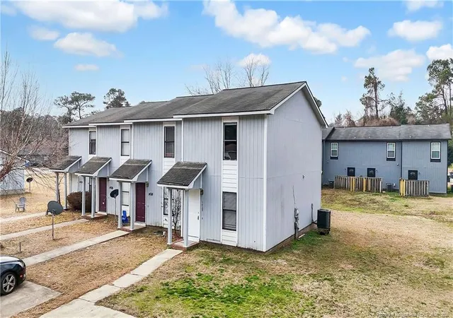 2nd image of 1424-1430 Tangora Ln, Fayetteville, NC 28304 | MLS# 755404