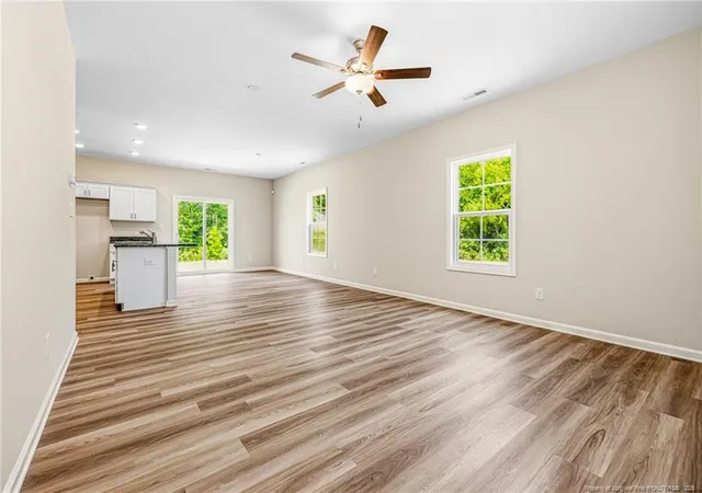 4th image of 5410 Tall Timbers Dr, Fayetteville, NC 28311 | MLS# 755464